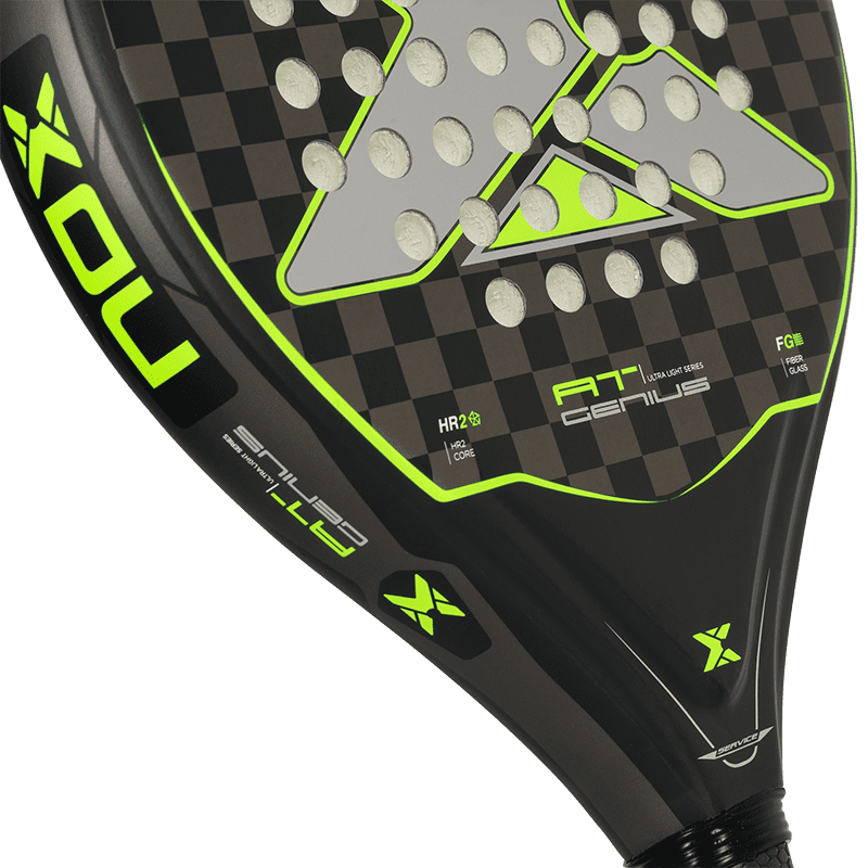 AT10 GENIUS ULTRALIGHT RACKET